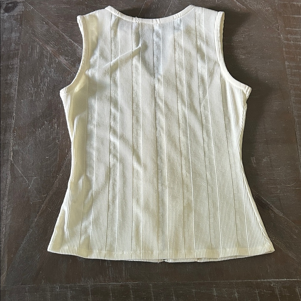 Doe & Rae Cream Zip-Front Tank Top - Picture 3 of 8